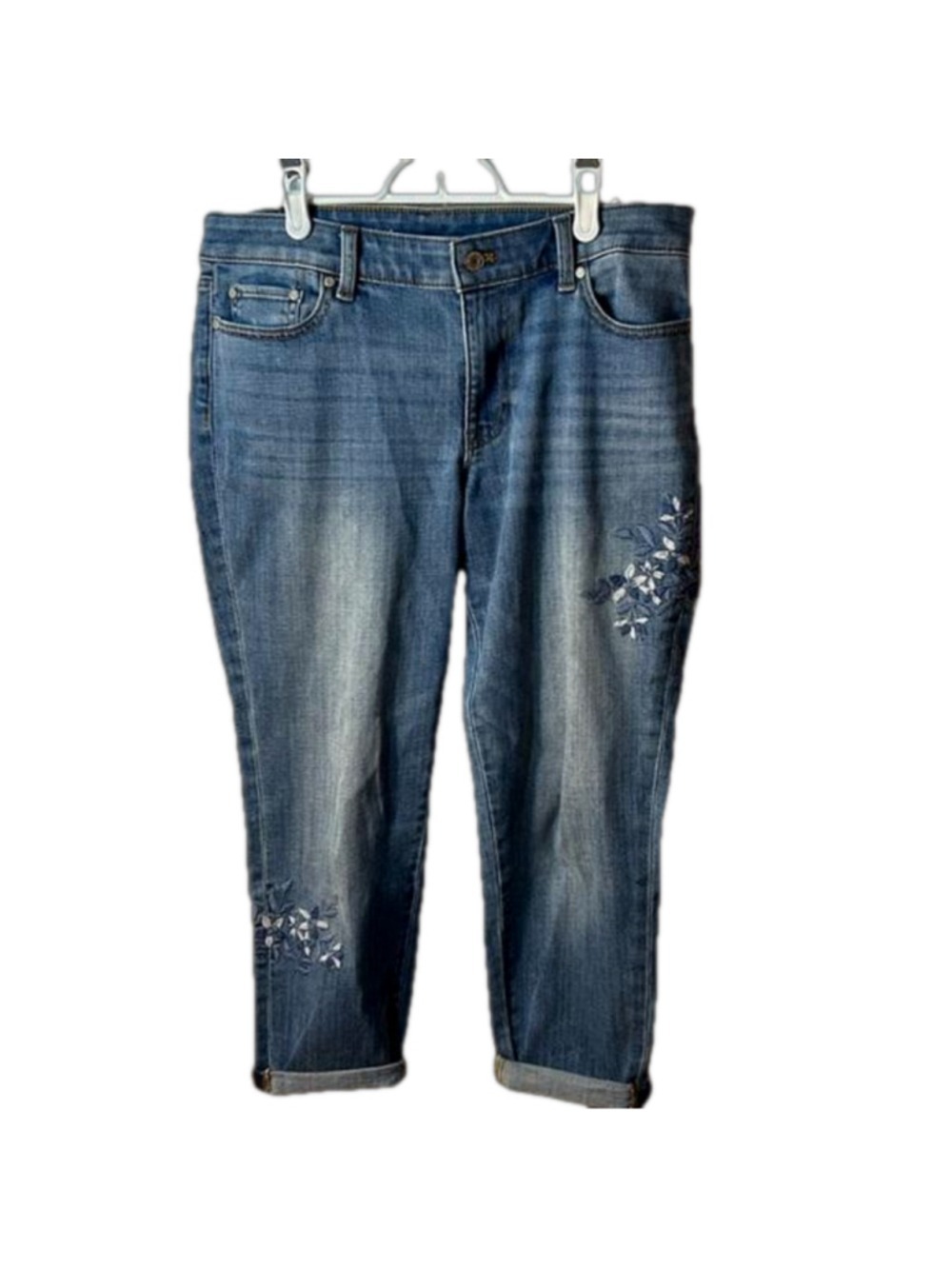 Talbots flawless girlfriend floral embroidered ankle length jeans Size 8 petite